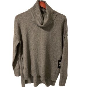 NWT Bar III Beua Tilley oversizedd small with raw seams. Shorter in front.